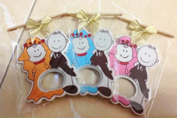 แหล่งขายส่งของชำร่วยที่ถูกที่สุดเริ่มต้นที่  3 บาท กว่า ๆ เองค่ะ